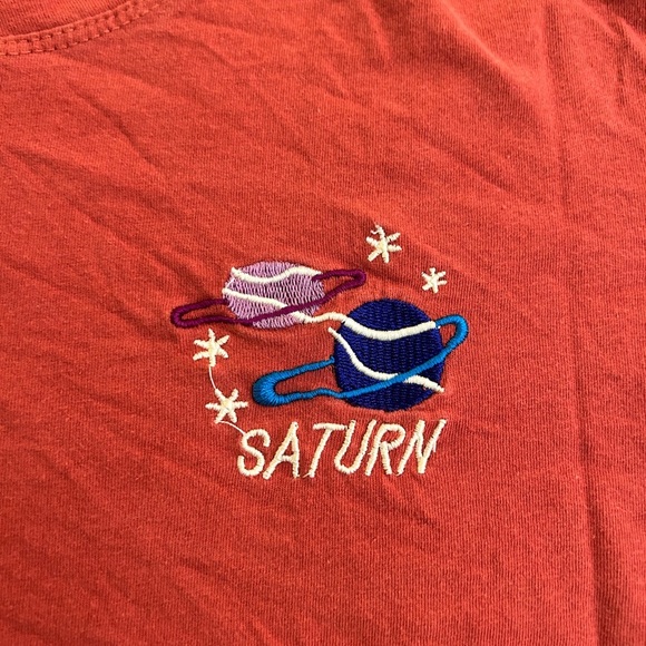 Mainbooth red orange Saturn Graphic T-Shirt size S (see measurements) - Picture 2 of 9